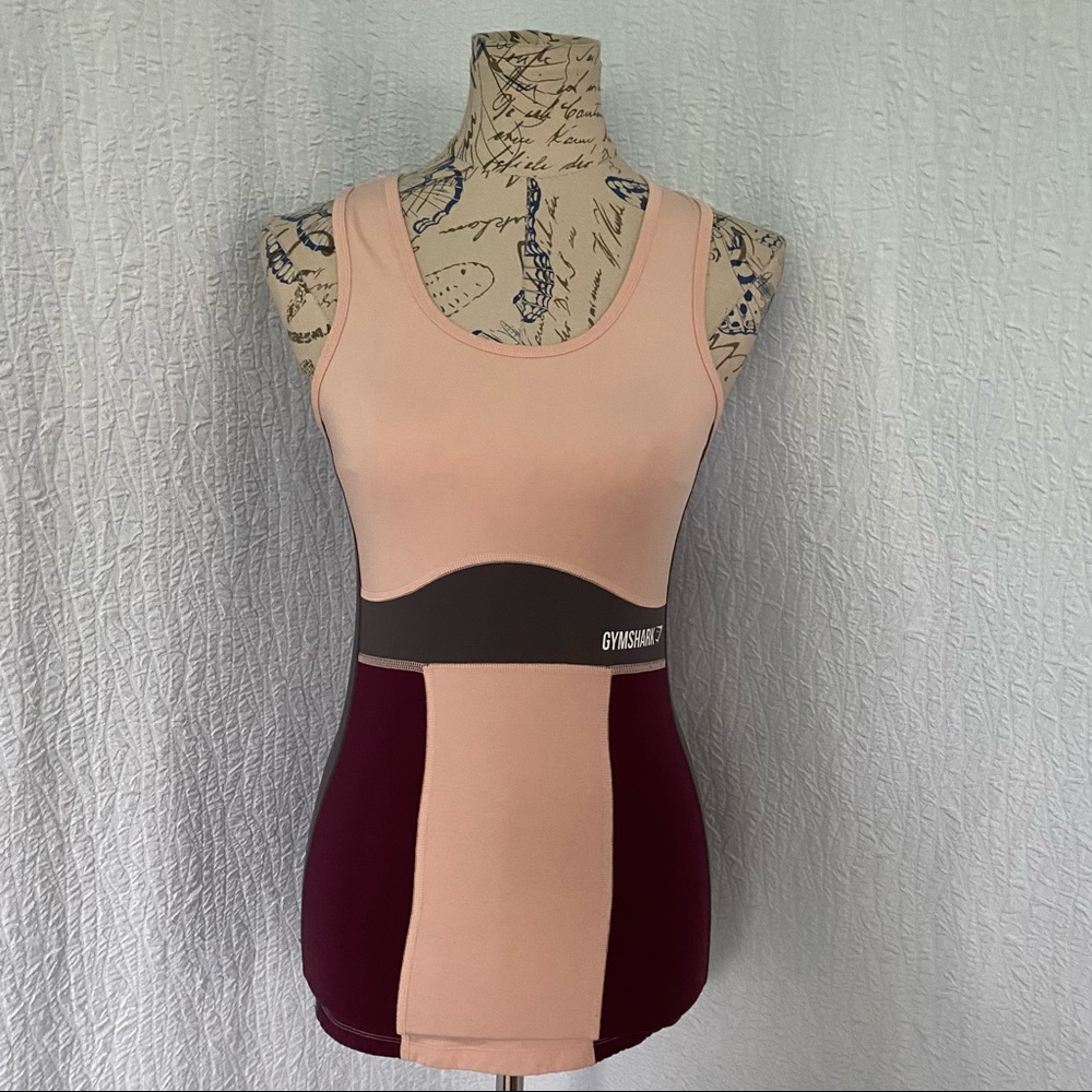 Gymshark Colorbllck Tank - Picture 2 of 9